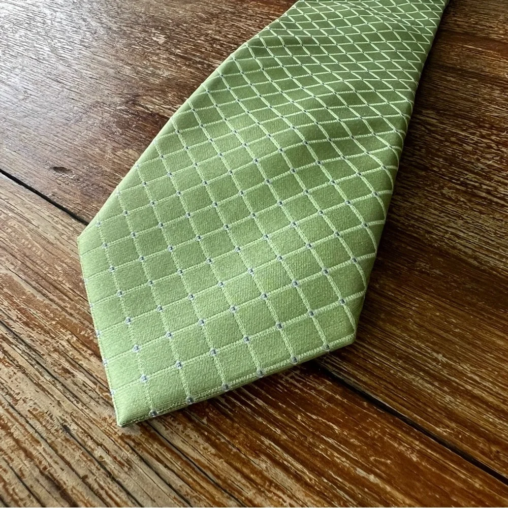 Donald J Trump Signature Collection Silk Tie Green